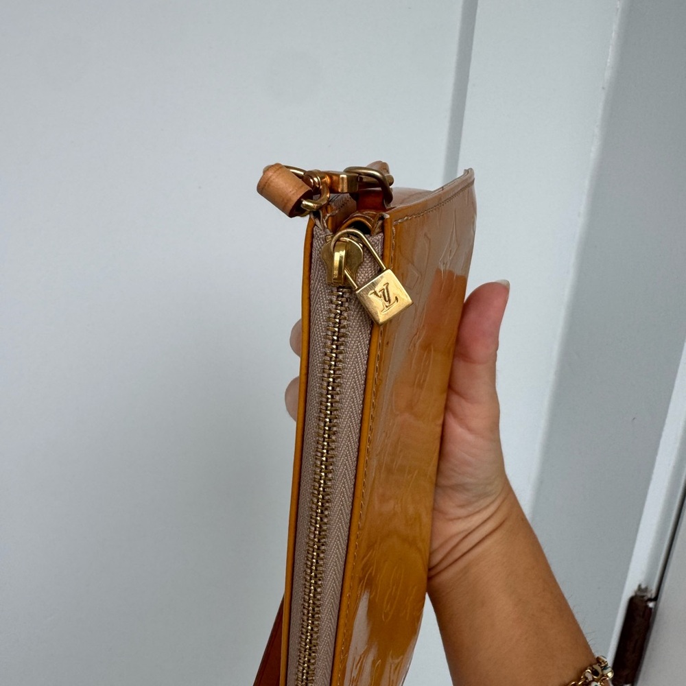 🛑 SOLD 🛑 Louis Vuitton LV Vernis Lexington Yellow ✅ COA included - Picture 7 of 16